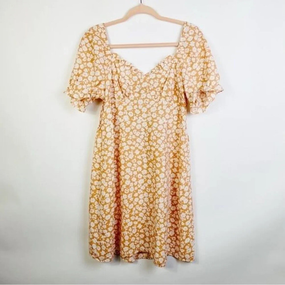 MISSGUIDED Tie Bust Milkmaid Floral‎ Dress Size 8 - Picture 3 of 8